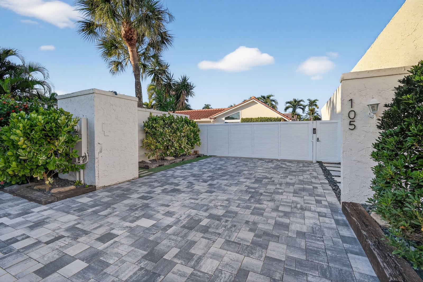 105 W Tarpon Lane, Jupiter, FL 33477 photo 4