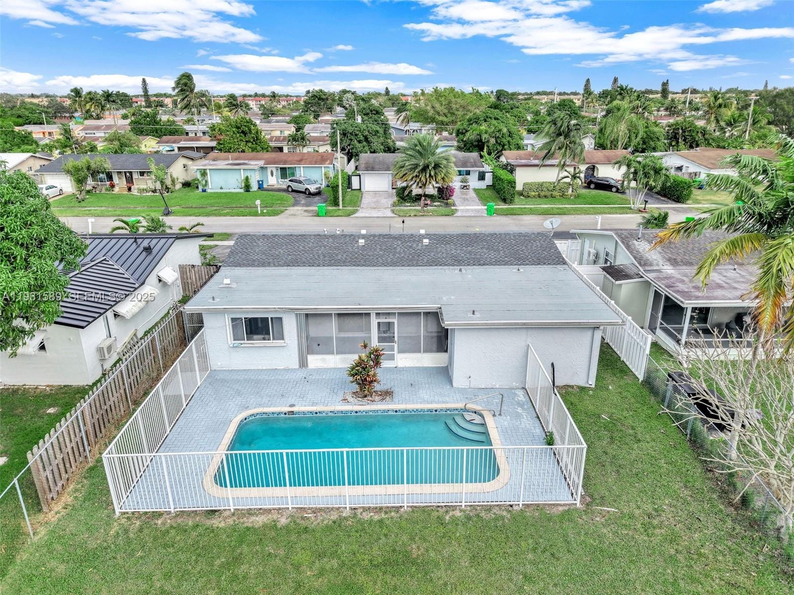 9480 NW 24th Place, Sunrise, FL 33322