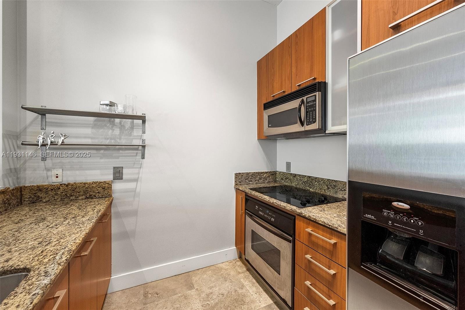 9066 SW 73rd Court 405 — photo 7
