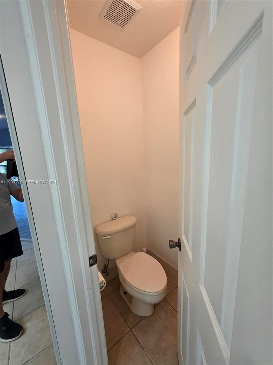 1885 SE 13th Street — photo 8
