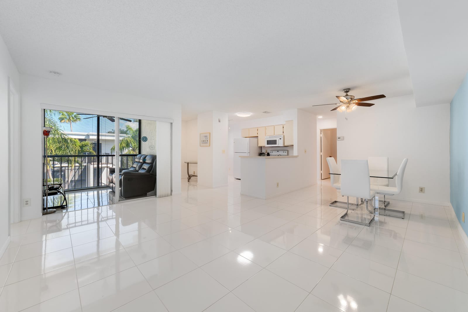 14897 Bal Moral Lane 206, Delray Beach, FL 33446