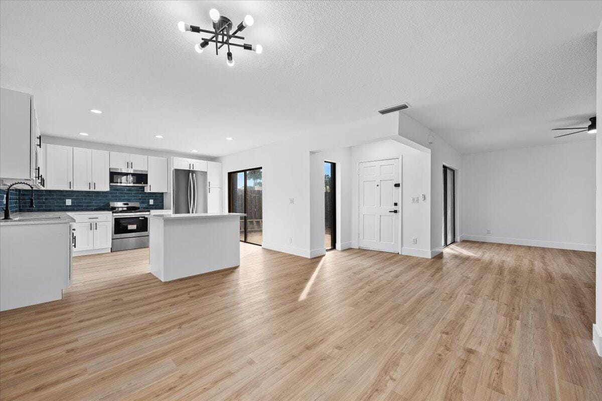 6315 Seven Springs Boulevard C, Greenacres, FL 33463 photo 8