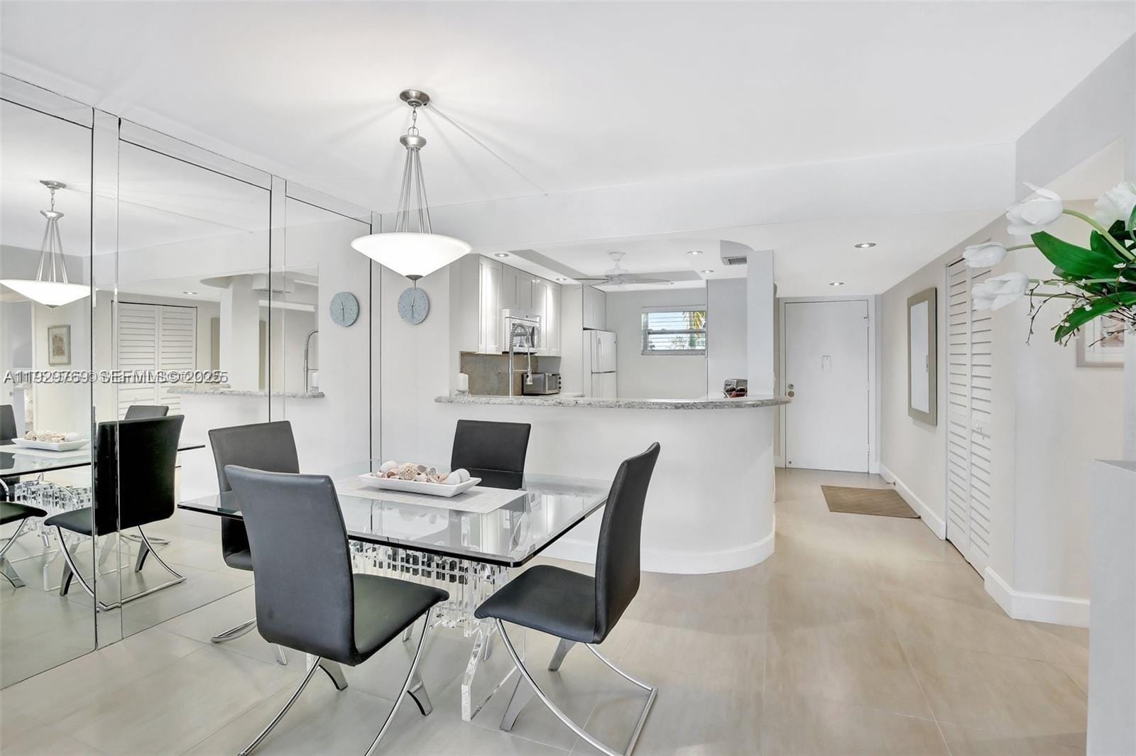 3930 Inverrary Boulevard 405-D — photo 12