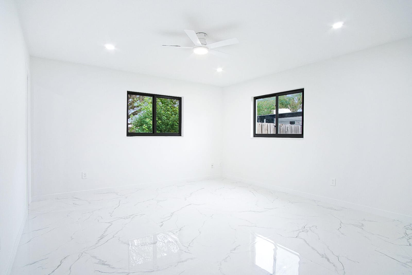 435 NE Solida Circle, Port St. Lucie, FL 34953 photo 6