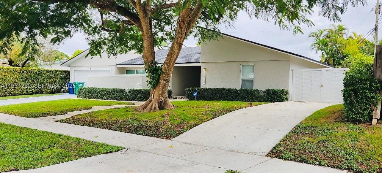 16323 SW 108th Court, Miami, FL 33157