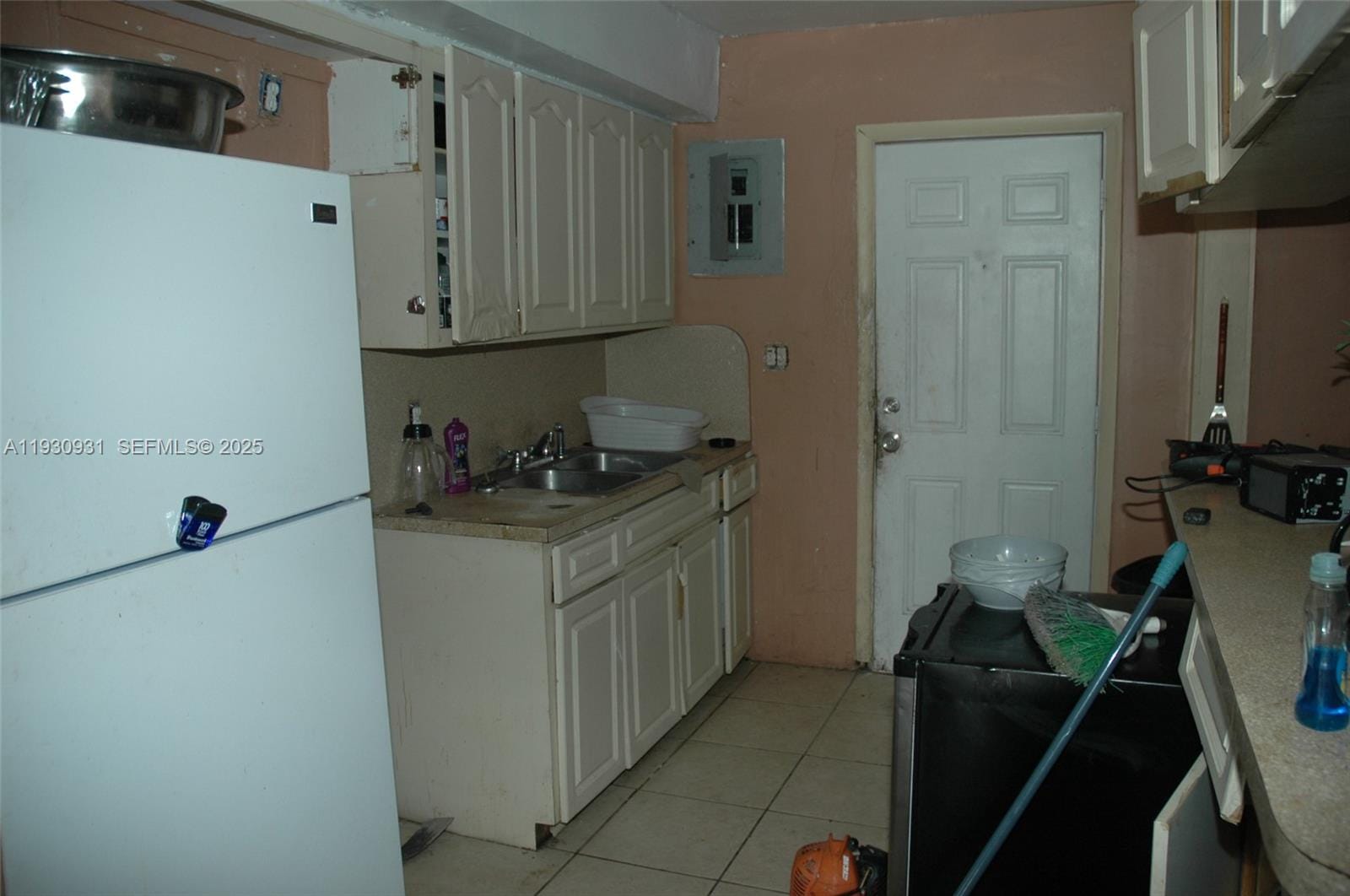813 NW 6th Avenue, Florida City, FL 33034 photo 3