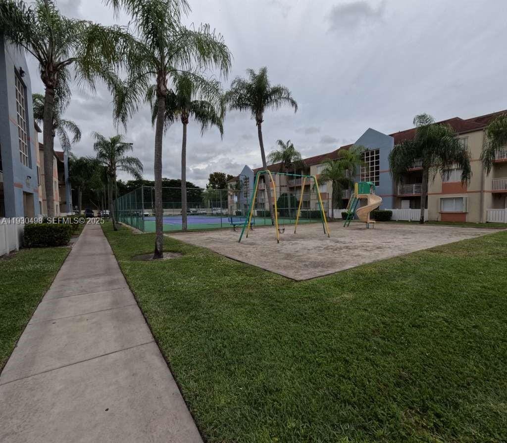 18870 NW 57th Avenue 204, Hialeah, FL 33015 photo 19