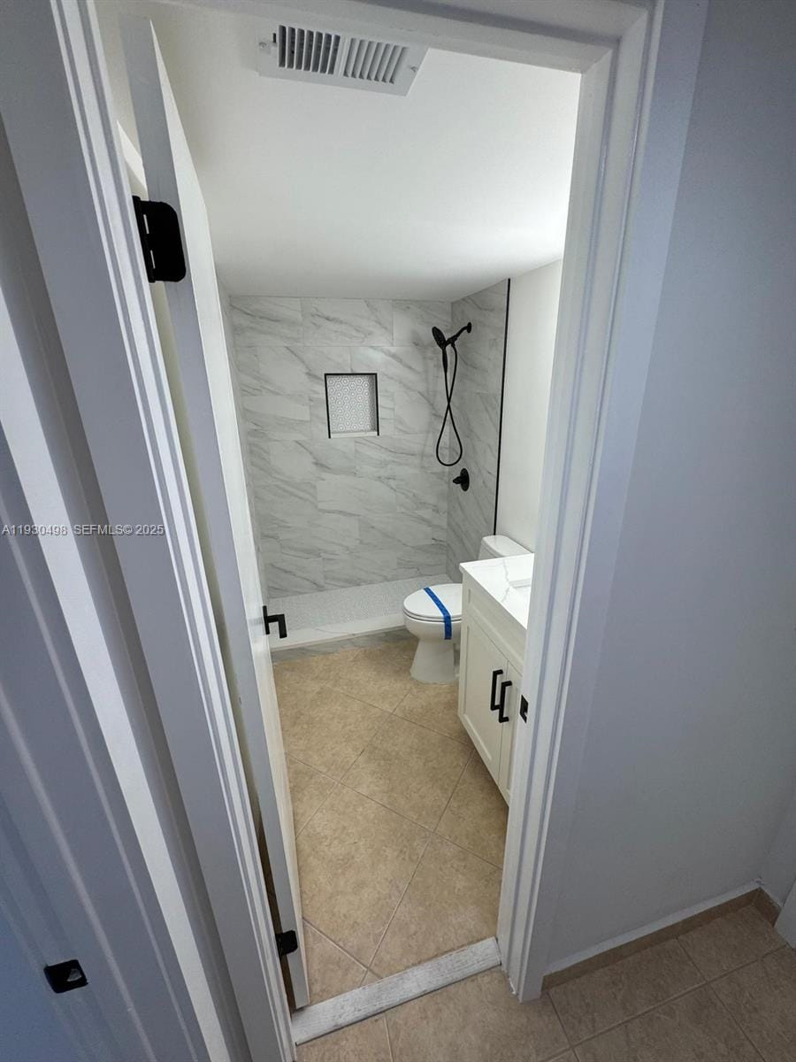 18870 NW 57th Avenue 204, Hialeah, FL 33015 photo 7