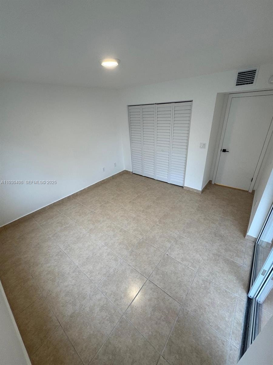 18870 NW 57th Avenue 204, Hialeah, FL 33015 photo 9