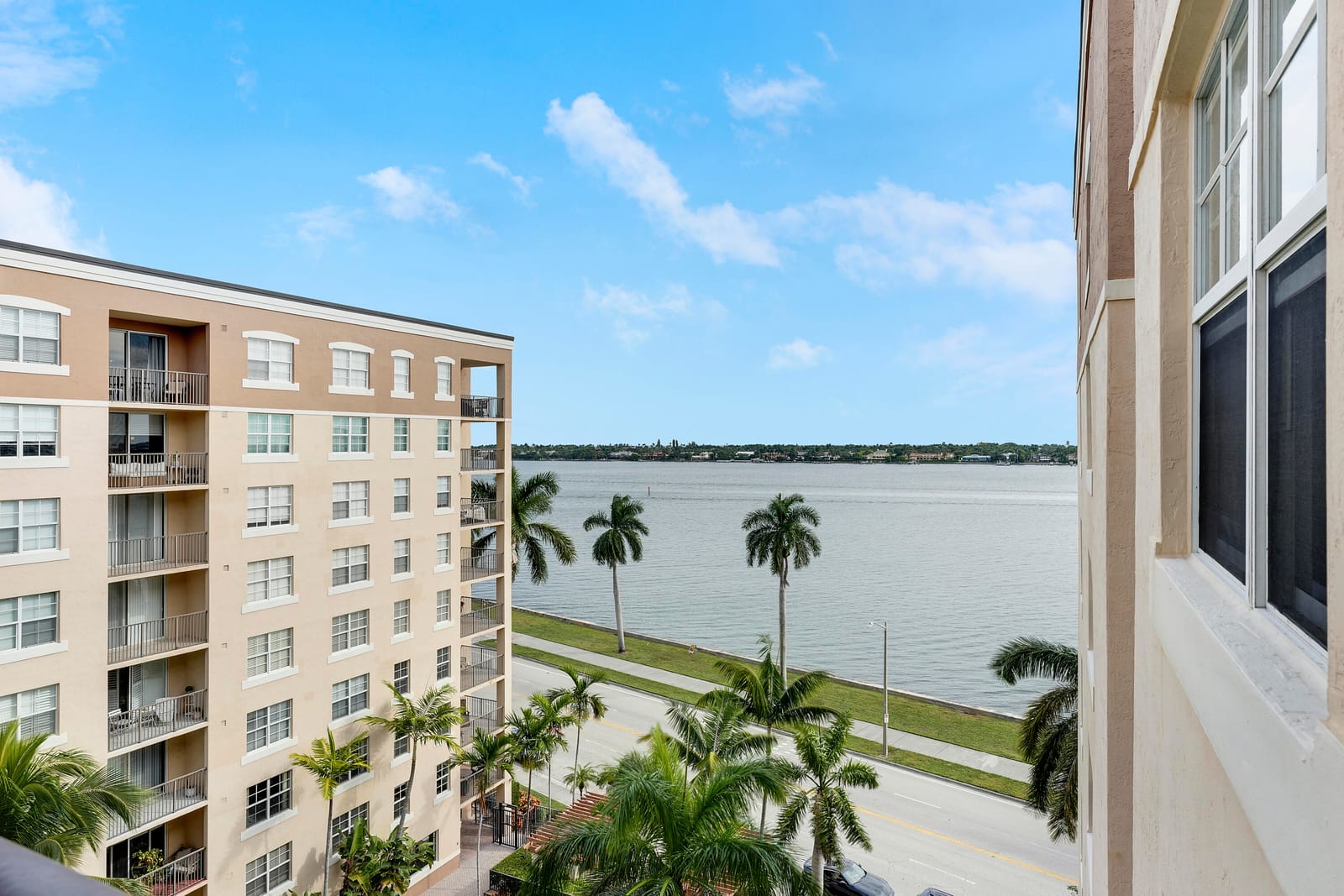 1801 N Flagler Drive 803, West Palm Beach, FL 33407
