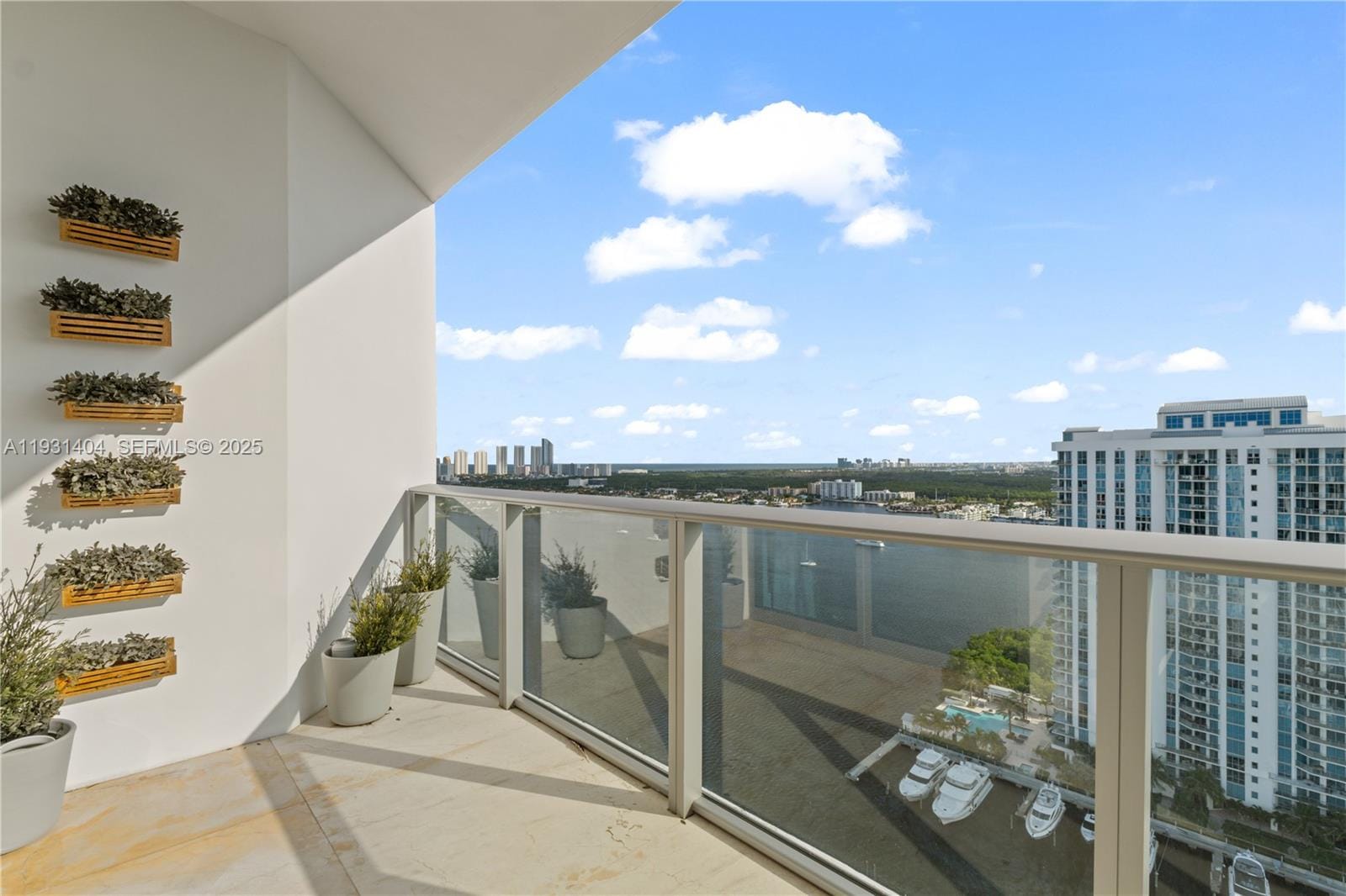 17301 Biscayne Boulevard PH-5, North Miami Beach, FL 33160 photo 16