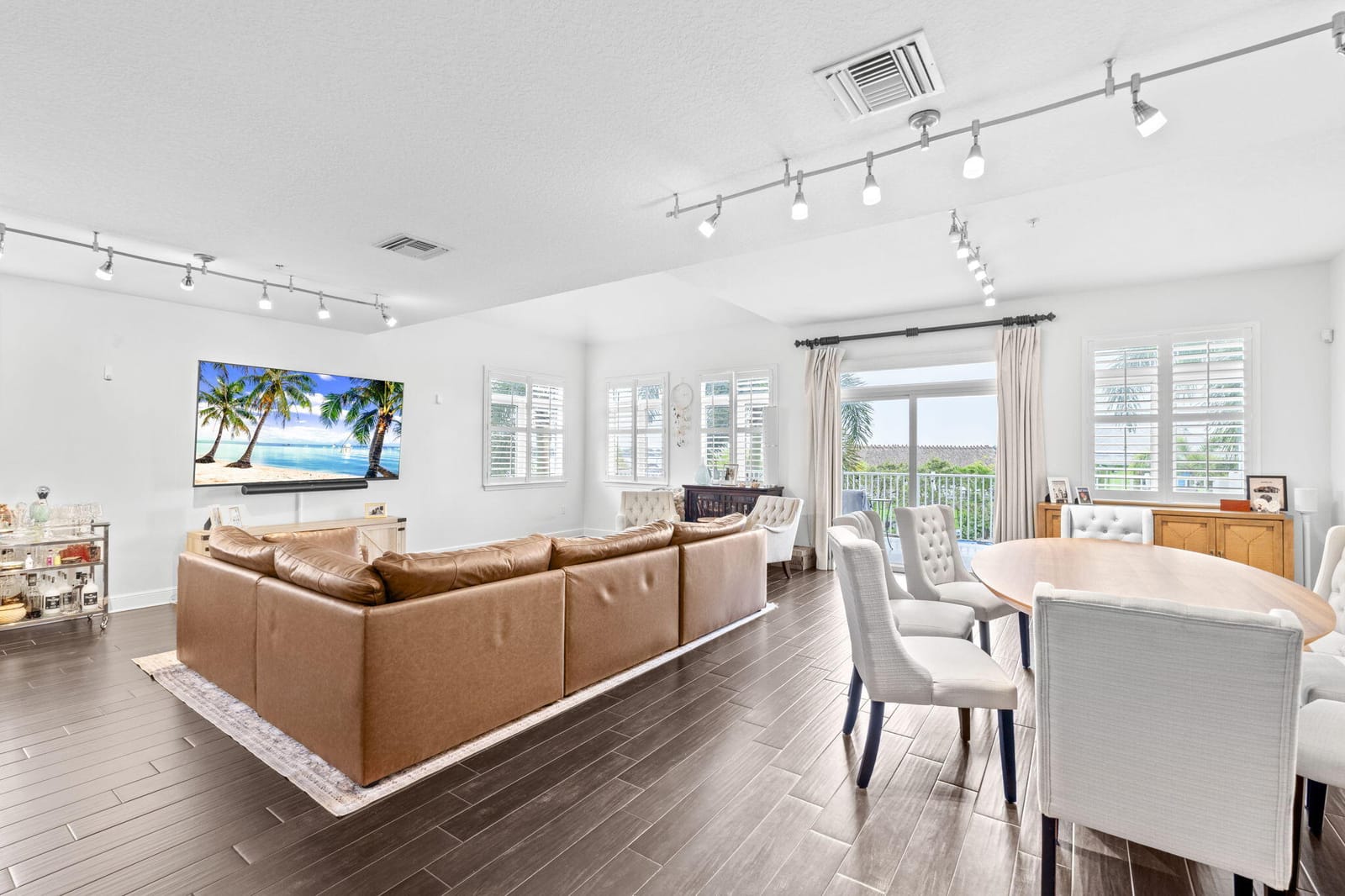 305 E Ocean Avenue Th-7 — photo 8