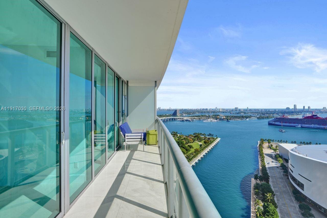 888 Biscayne Boulevard 2904, Miami, FL 33132 photo 13