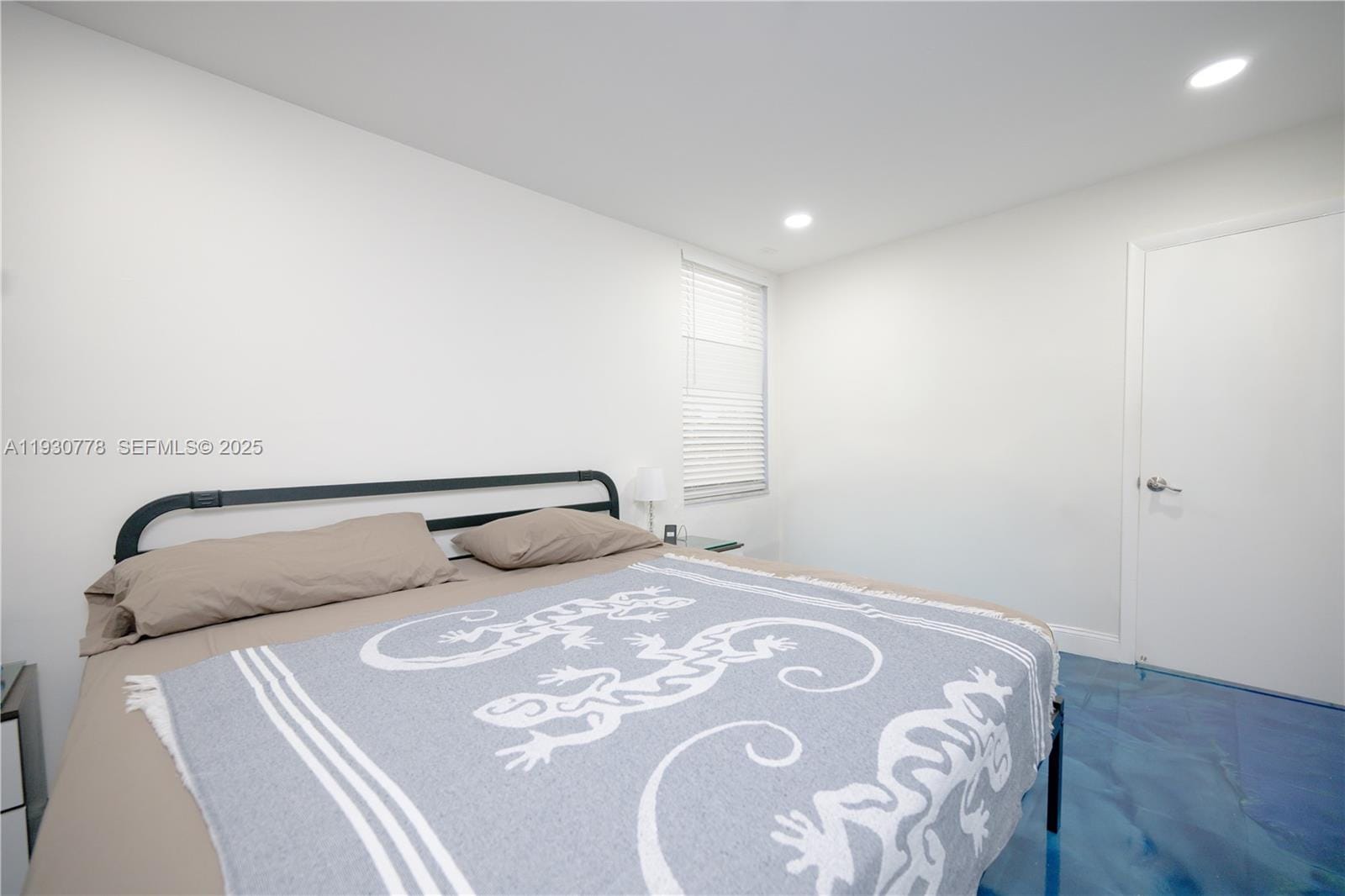 1551 NE Miami Gardens Drive 225 — photo 12