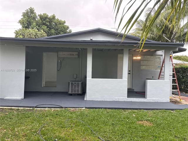 2917 NW 23rd Avenue, sold in Glenhaven, Miami, FL