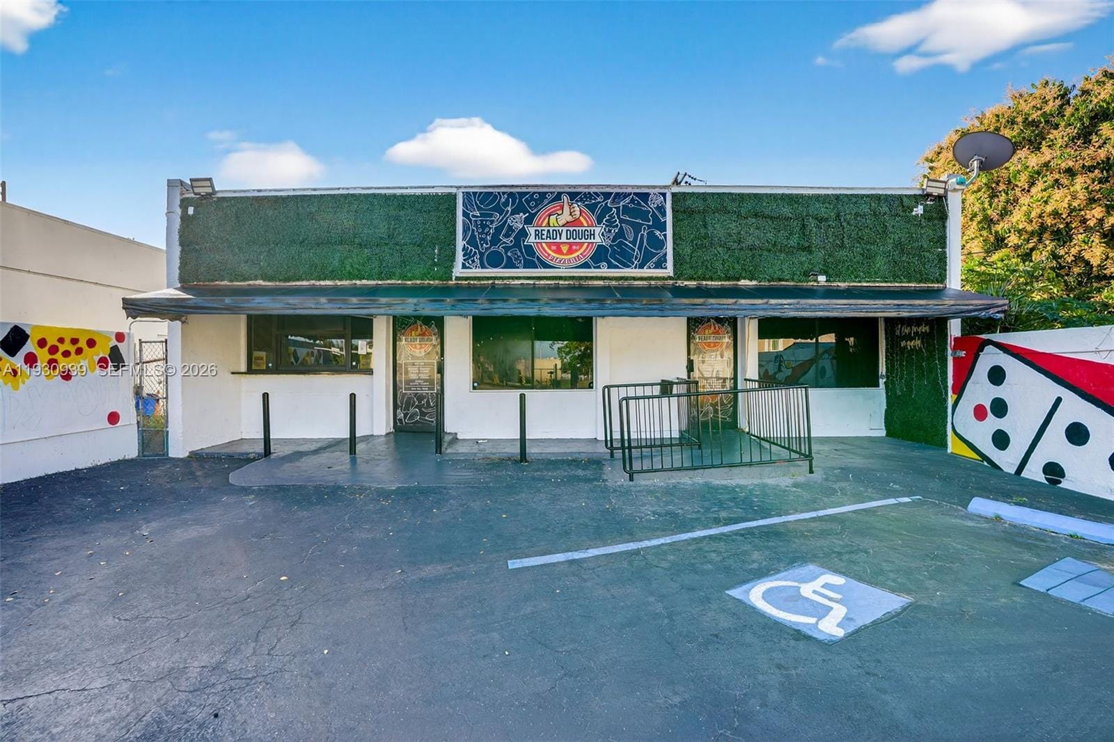 Pizzeria and Cafeteria For Sale In Hialeah, Hialeah, FL 33016