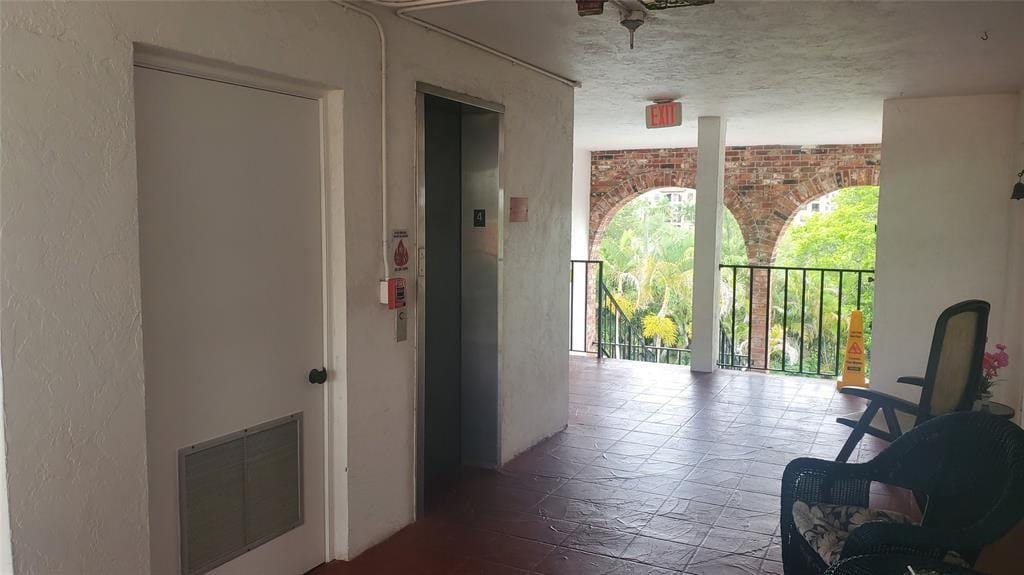3910 Crystal Lake Drive 403 — photo 11