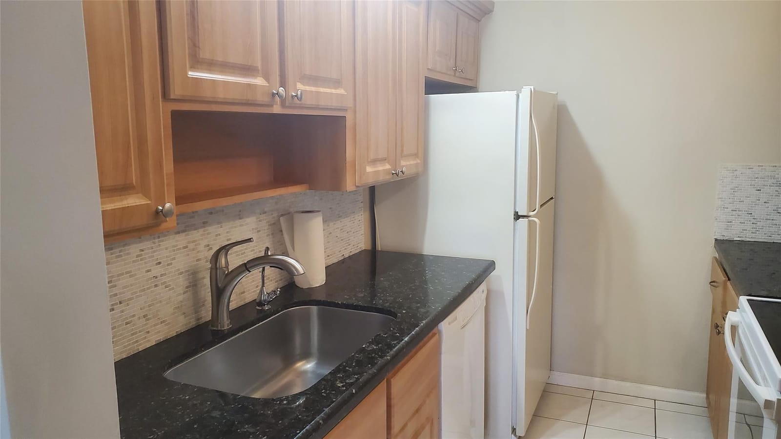 3910 Crystal Lake Drive 403, Deerfield Beach, FL 33064 photo 16