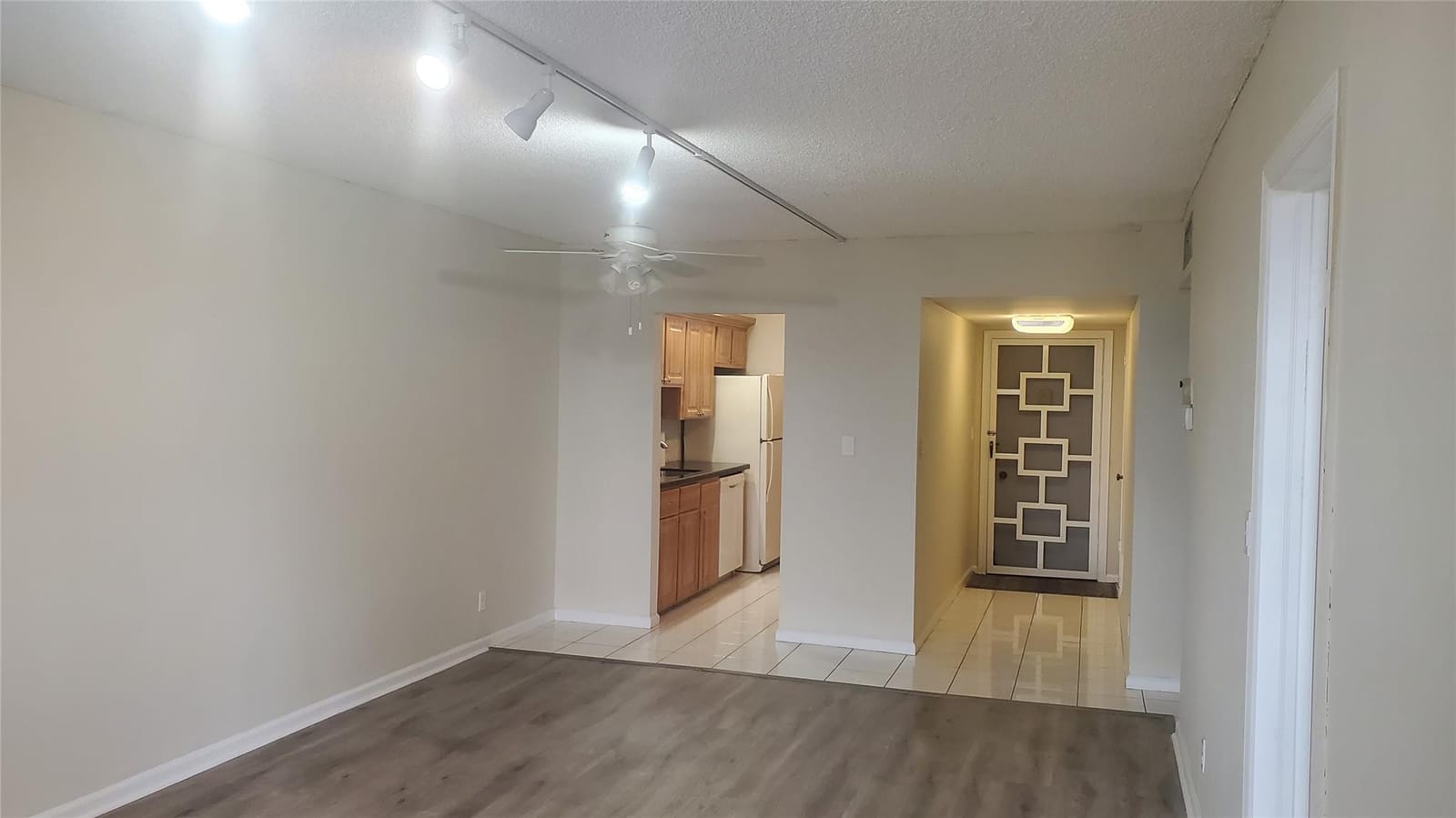 3910 Crystal Lake Drive 403, Deerfield Beach, FL 33064 photo 19