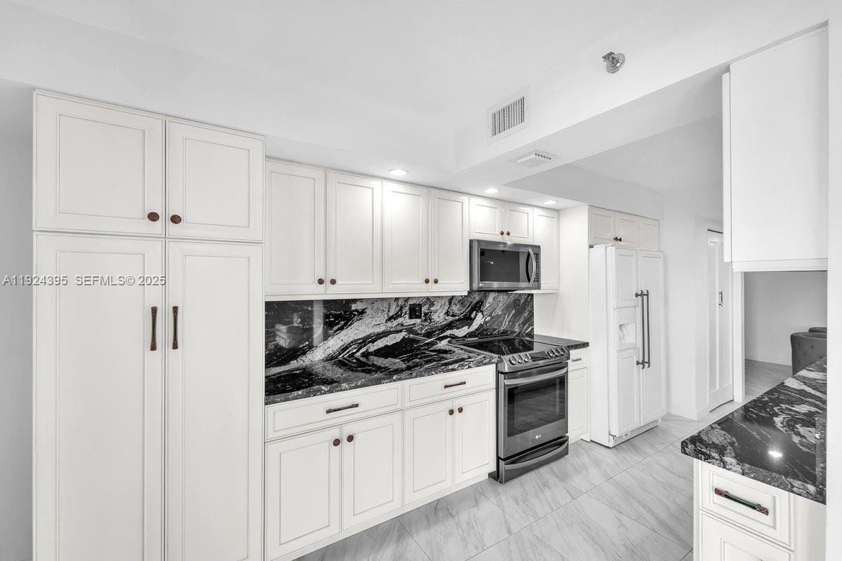 4000 Towerside Terrace 1807, Miami, FL 33138