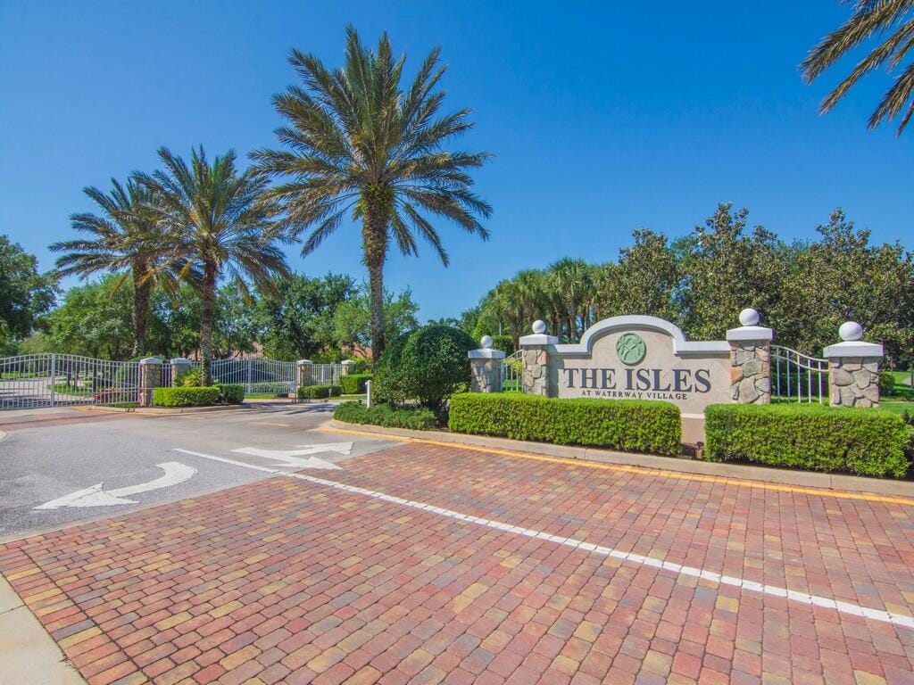 5250 Eleuthra Circle, Vero Beach, FL 32967 photo 2
