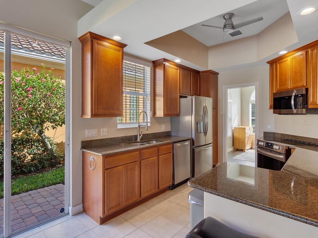 5250 Eleuthra Circle, Vero Beach, FL 32967 photo 11