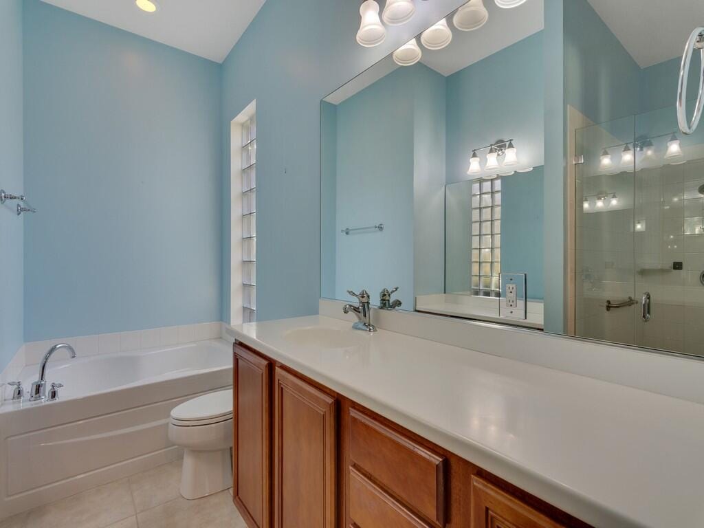 5250 Eleuthra Circle, Vero Beach, FL 32967 photo 16