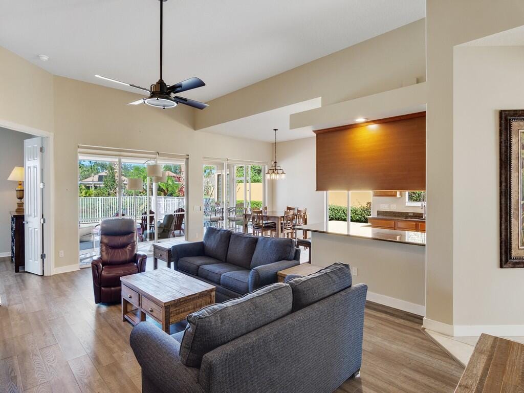 5250 Eleuthra Circle, Vero Beach, FL 32967 photo 6