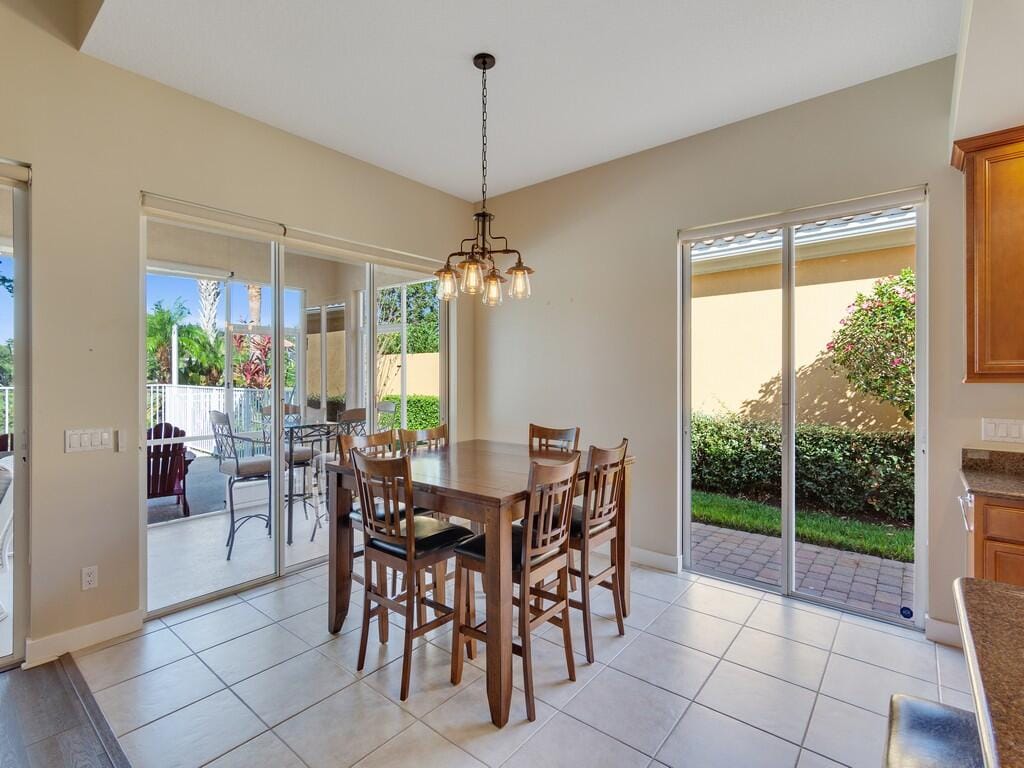 5250 Eleuthra Circle, Vero Beach, FL 32967 photo 10