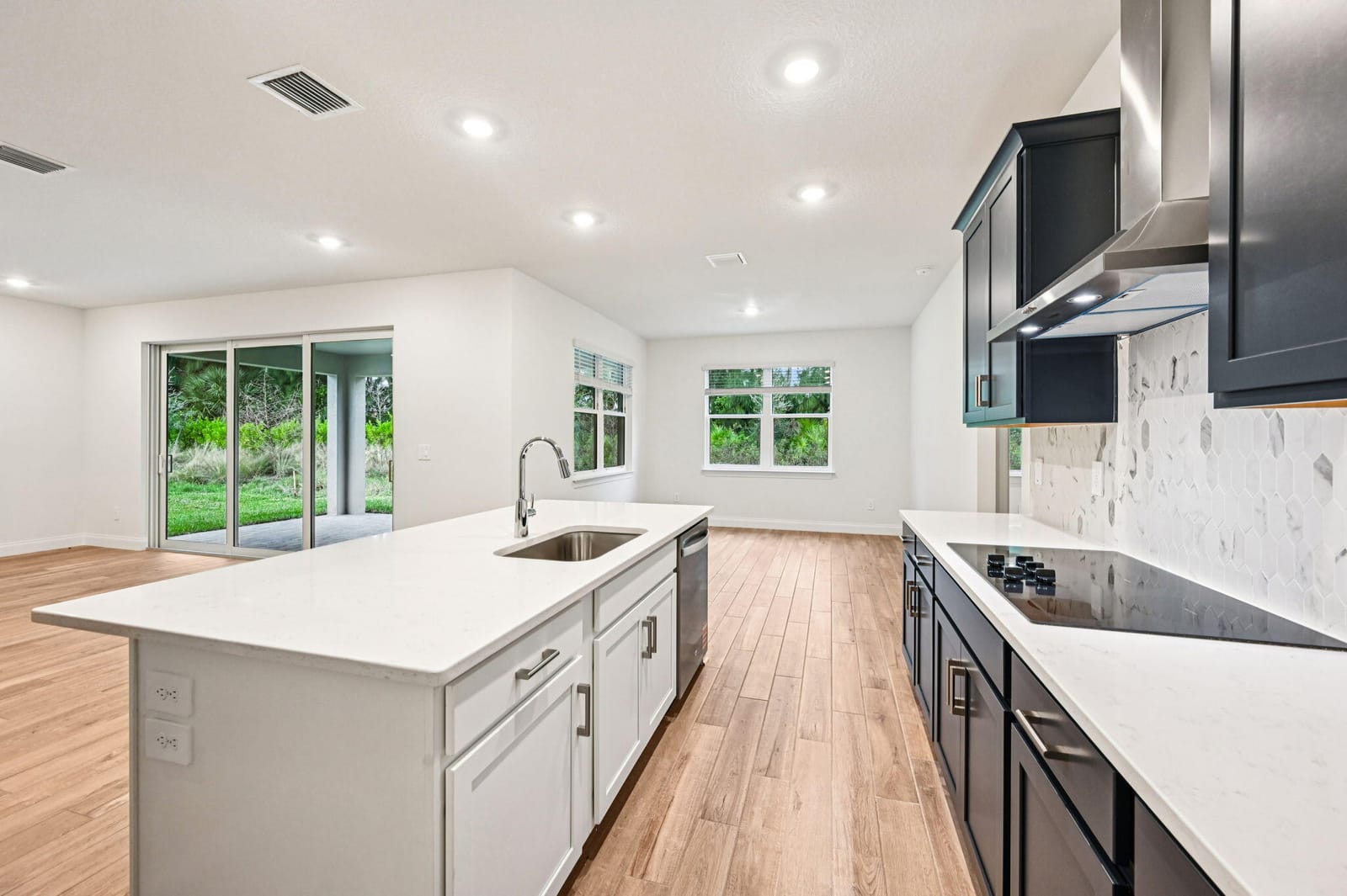 5629 Hampton Park Circle — photo 11