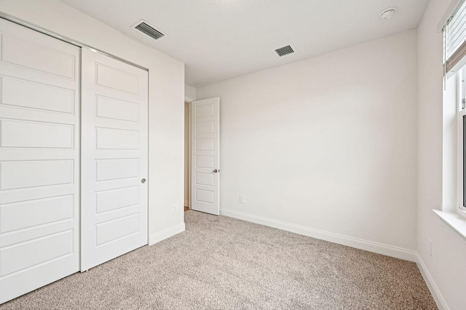 5629 Hampton Park Circle, Vero Beach, FL 32966 photo 14