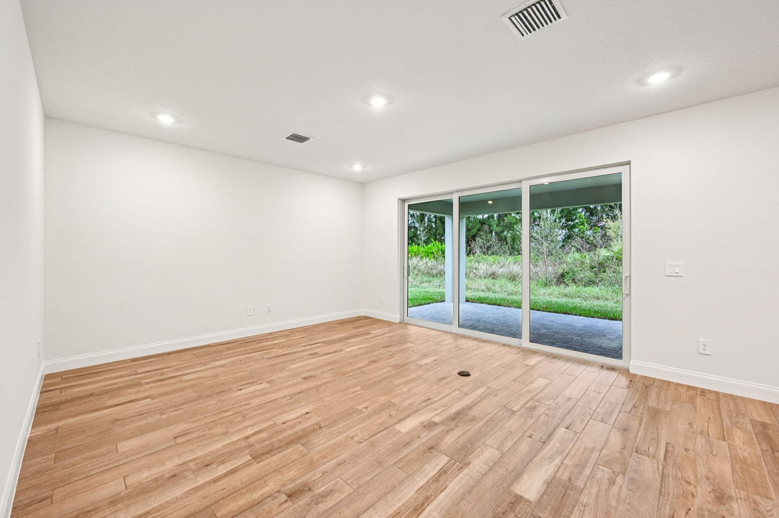 5629 Hampton Park Circle — photo 5