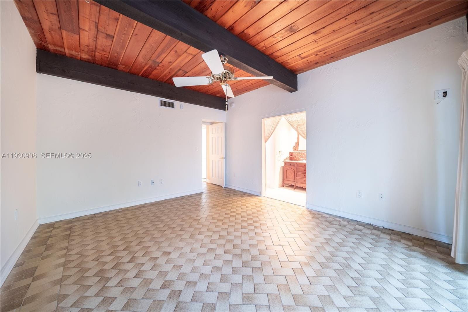 19212 NE 25th Avenue 283D, Miami, FL 33180 photo 22