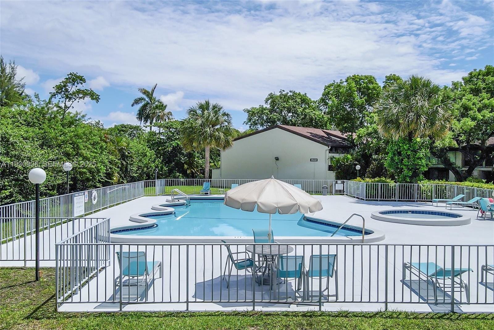 19212 NE 25th Avenue 283D, Miami, FL 33180 photo 29