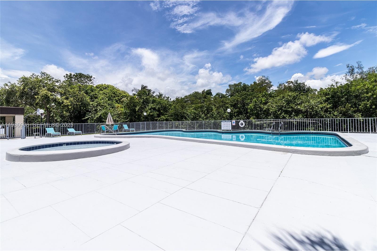 19212 NE 25th Avenue 283D, Miami, FL 33180 photo 30