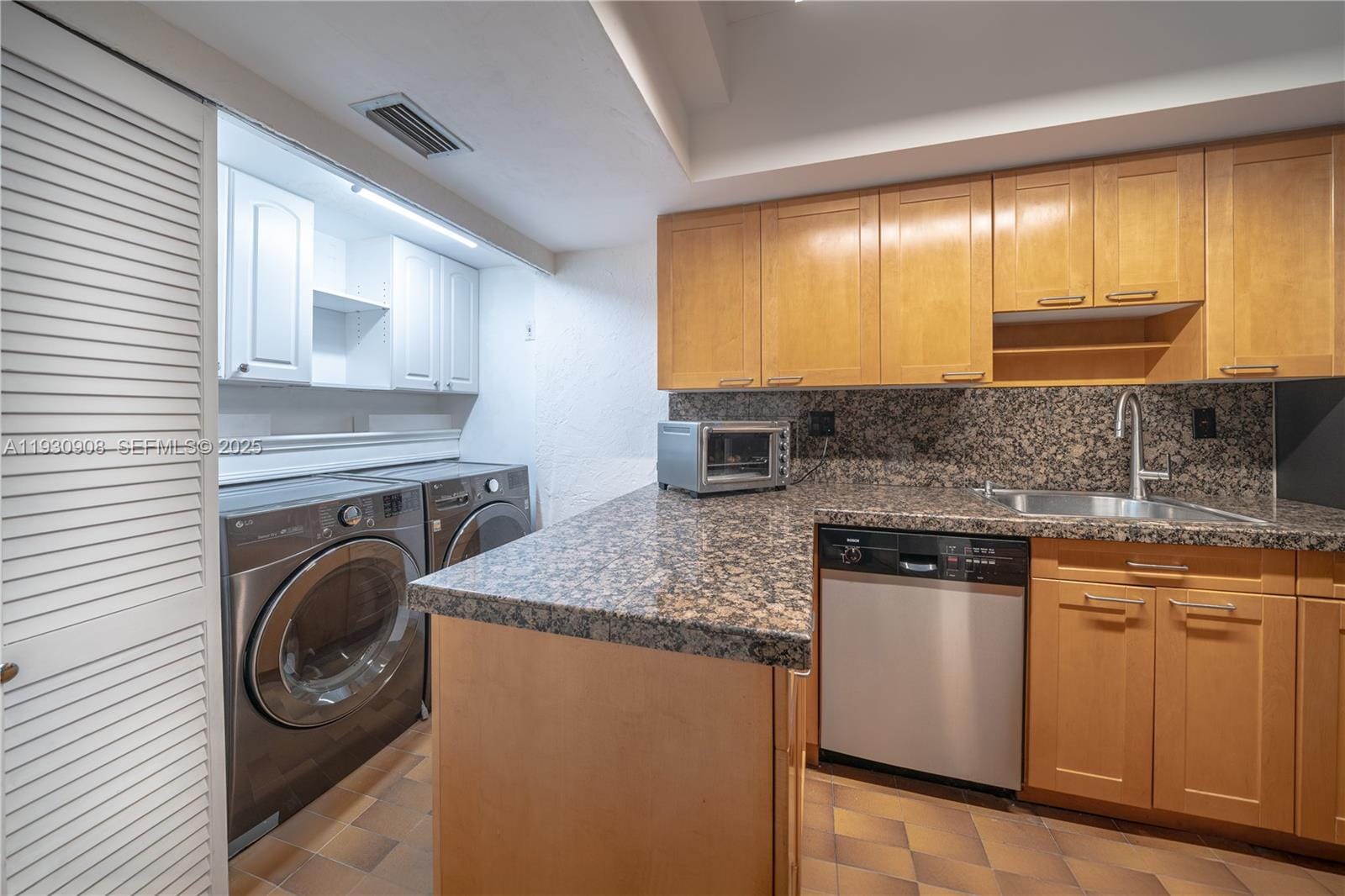 19212 NE 25th Avenue 283D — photo 4