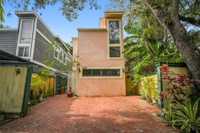 2790 SW 22nd Avenue, sold in Silver Bluff Est-Sec C, Miami, FL