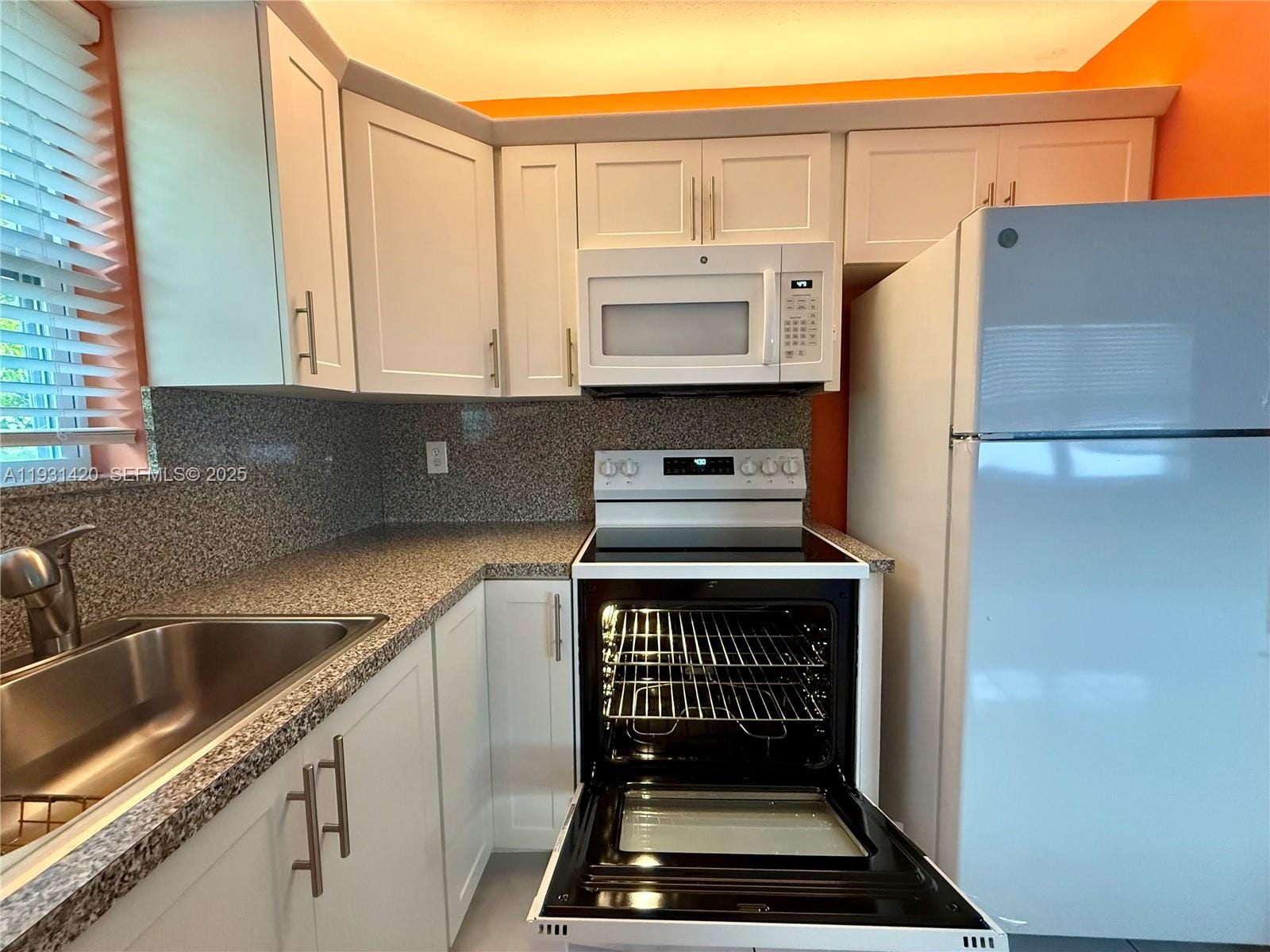 1301 N 12th Court 4B, Hollywood, FL 33019 photo 13