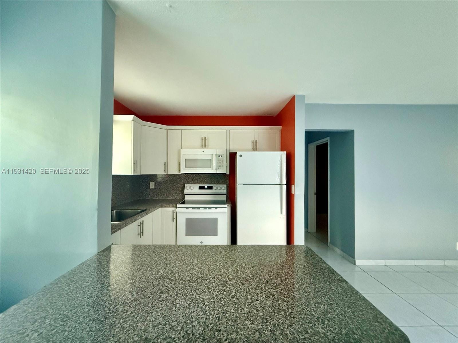 1301 N 12th Court 4B, Hollywood, FL 33019 photo 3