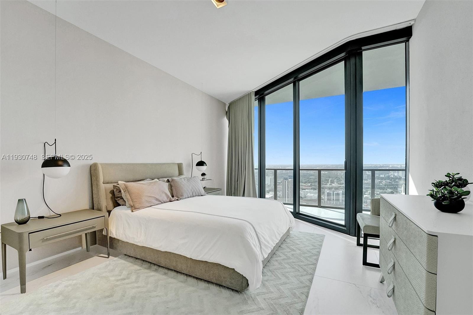 1000 Biscayne Boulevard 3902, Miami, FL 33132 photo 15