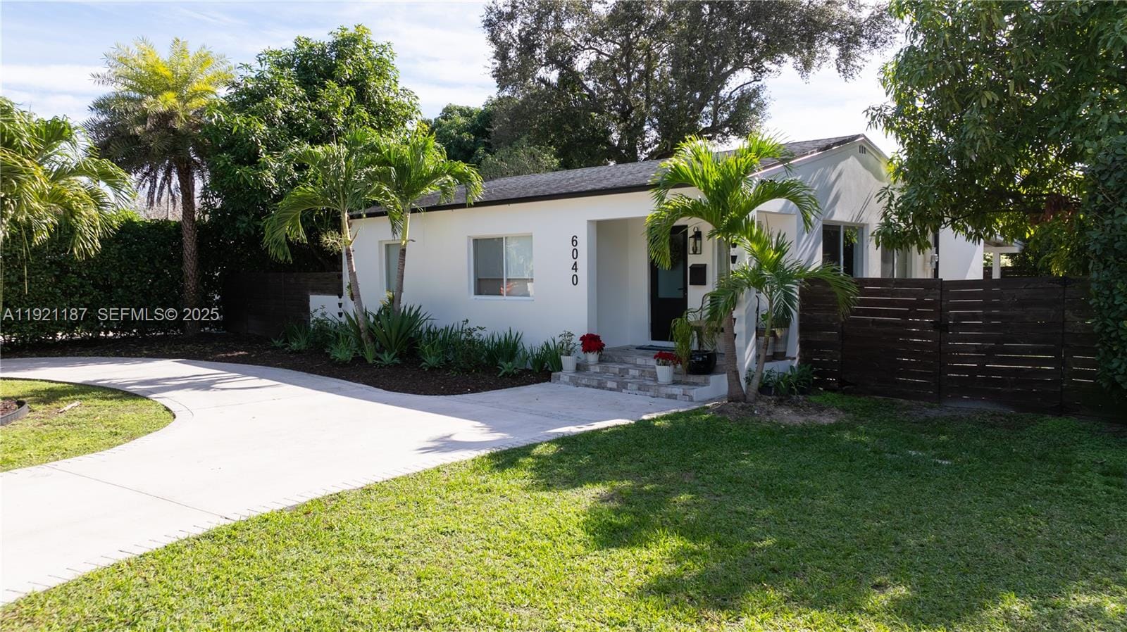 6040 SW 22nd Street — photo 3