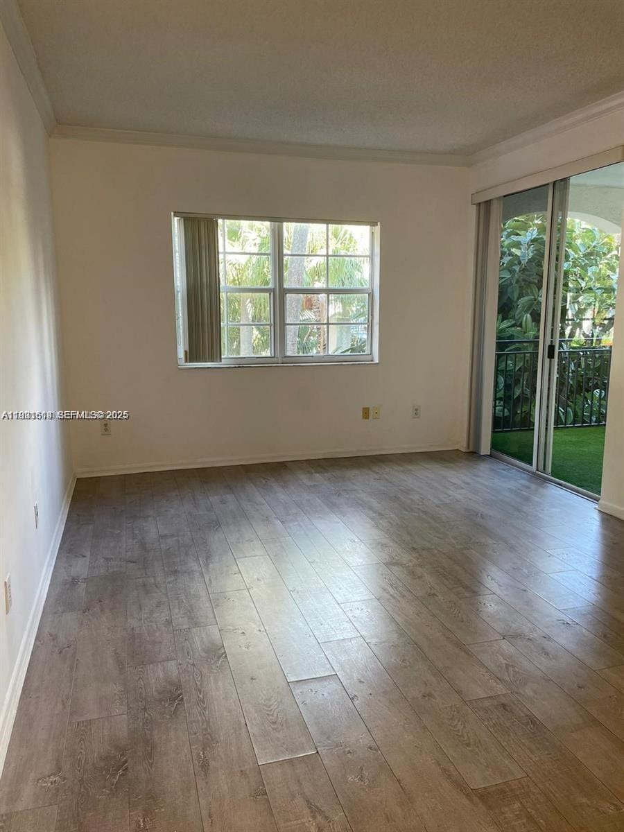 3105 NE 184th Street 7202 — photo 11