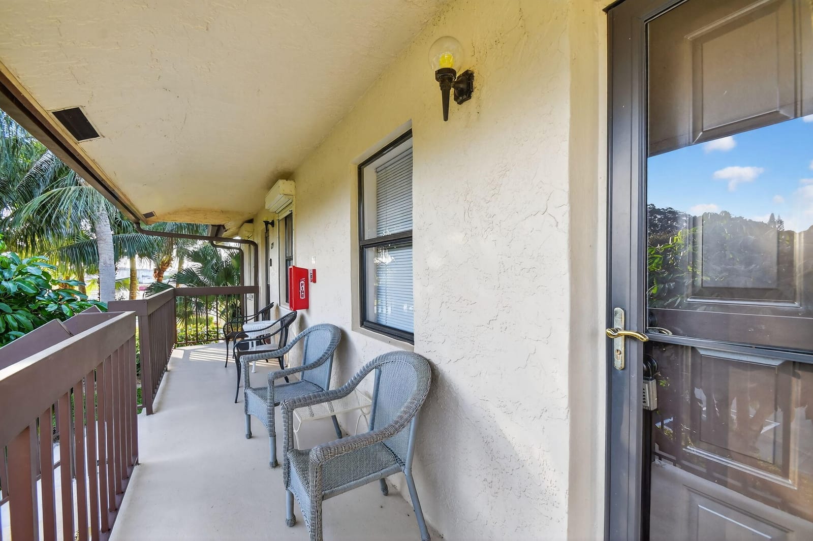 4542 Lucerne Lakes Boulevard E 202, Lake Worth, FL 33467 photo 3