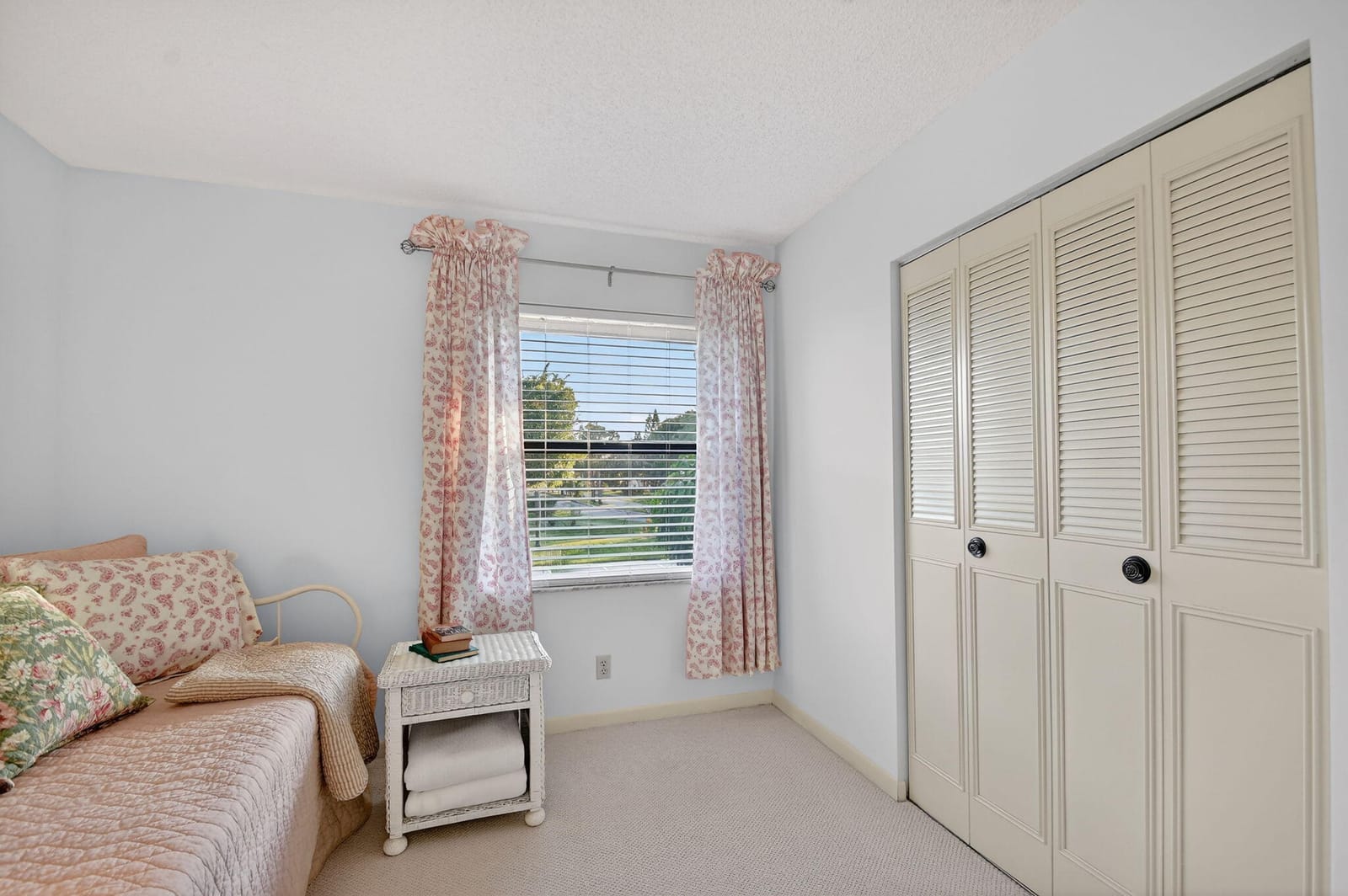 4542 Lucerne Lakes Boulevard E 202, Lake Worth, FL 33467 photo 22