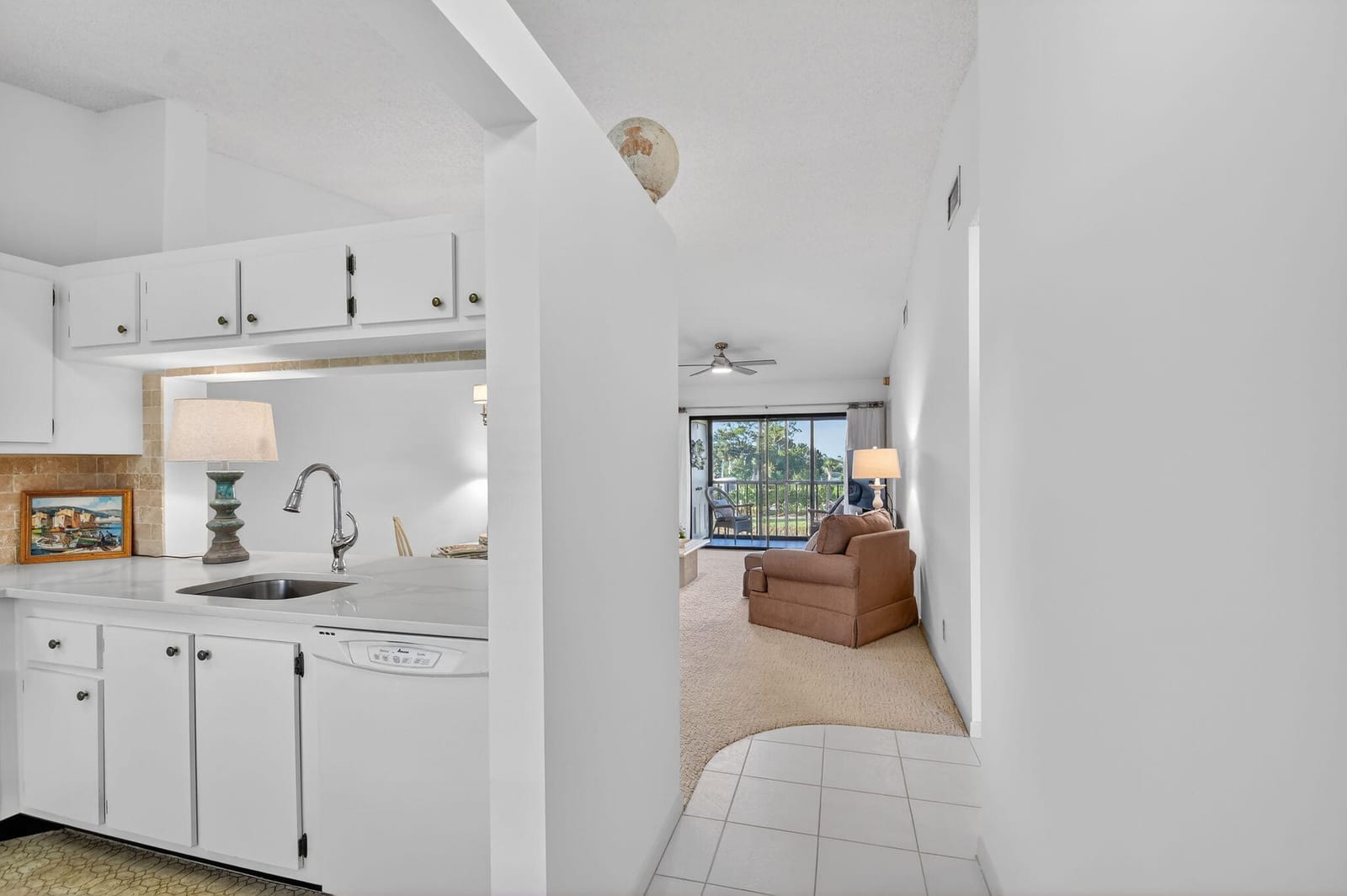 4542 Lucerne Lakes Boulevard E 202, Lake Worth, FL 33467 photo 4