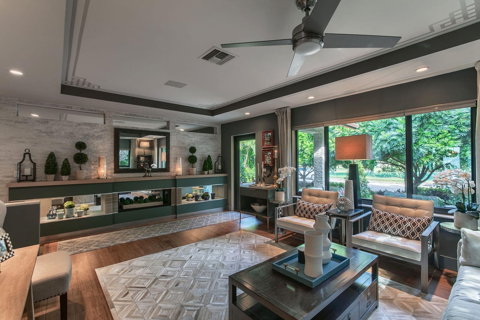 1209 N Lakeside Drive — photo 5