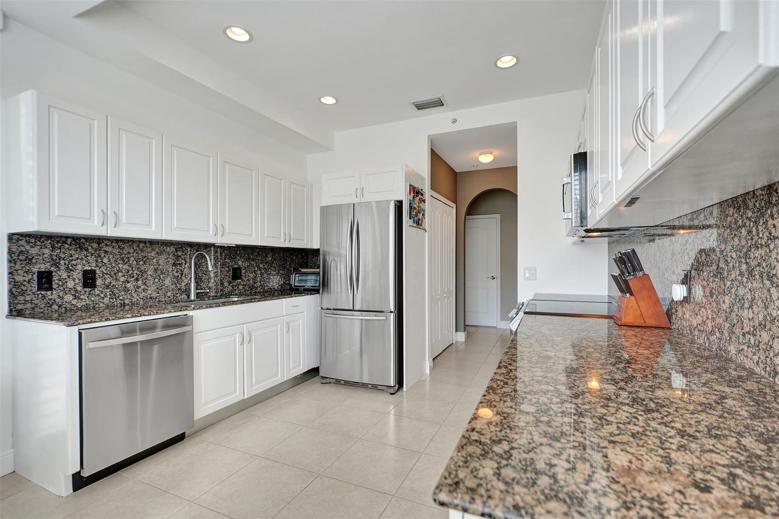 2550 SW 27th Avenue PH1, Miami, FL 33133 photo 15