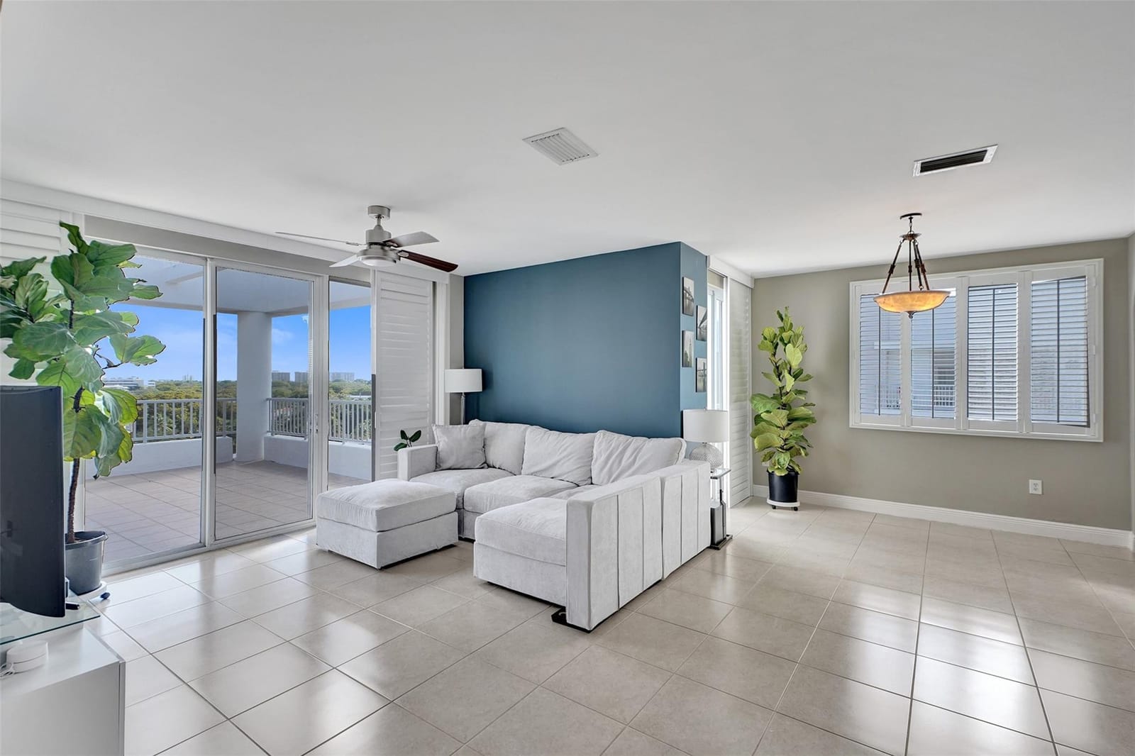 2550 SW 27th Avenue PH1 — photo 4
