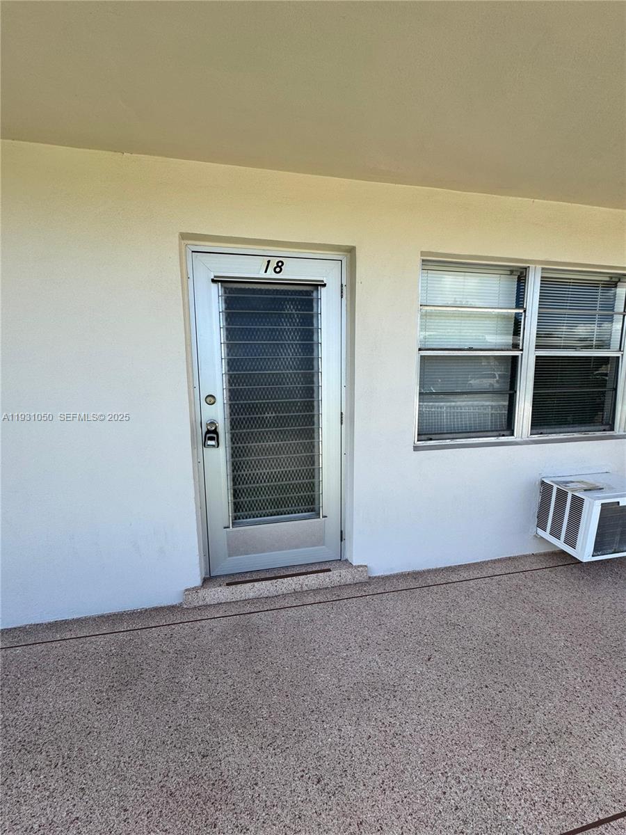 18 Hastings B 18 18, West Palm Beach, FL 33417, West Palm Beach