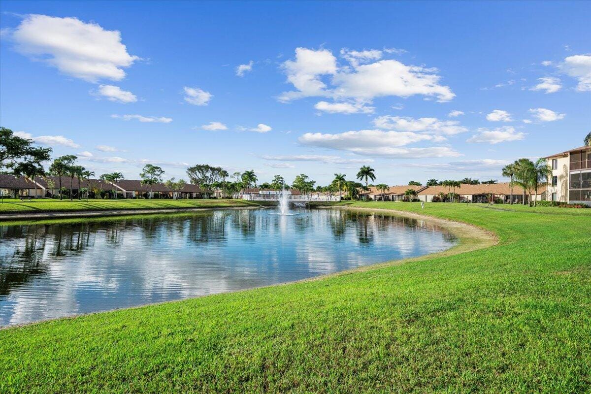 2 bedroom home for sale at 827 Sky Pine, Greenacres, FL 33415 — $179,900